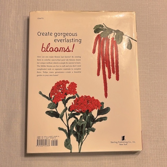 FLOWERS IN WOOL BOOK BY LILY SIMONS - Picture 7 of 15